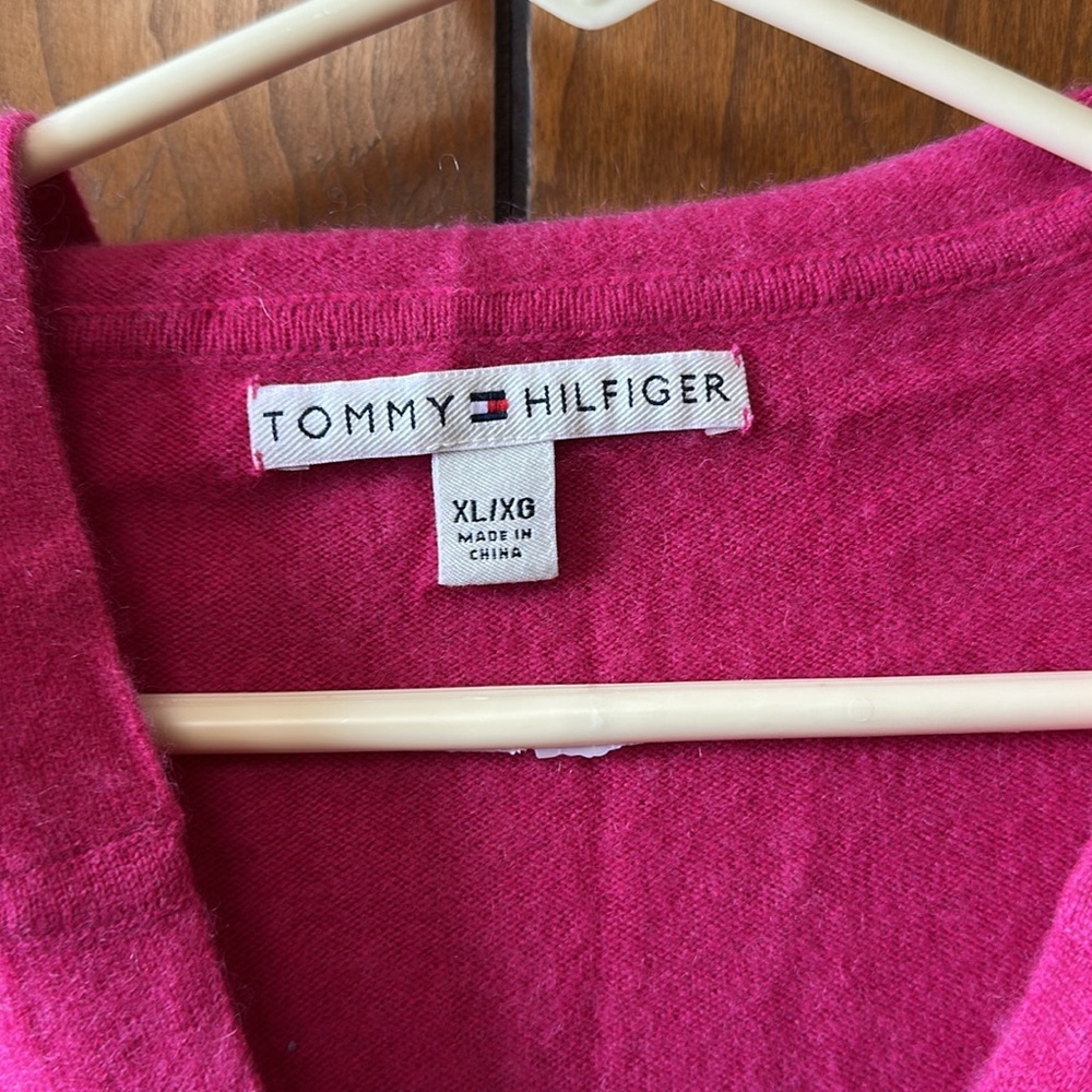LIKE NEW 100% Cashmere Tommy Hilfiger Pink V-Neck Sweater Hoodie - Picture 2 of 3
